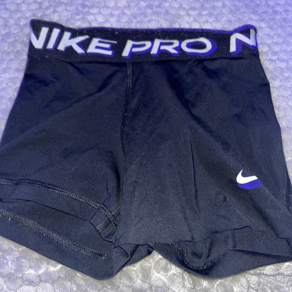 Small Nike pros child size